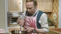 George and Mildred - Episode 3 - ... And Women Must Weep