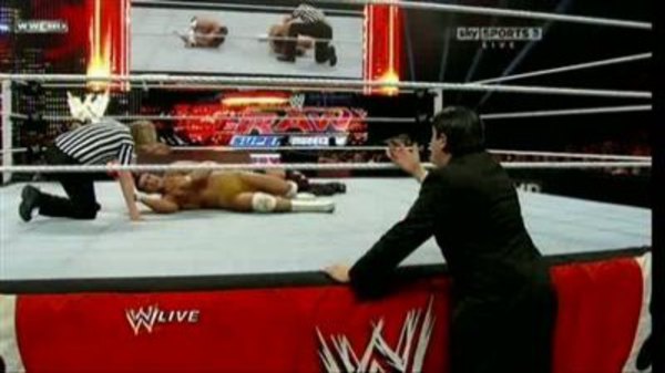 WWE Raw - S19E48 - RAW 966