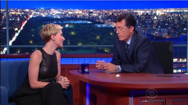 The Late Show with Stephen Colbert - S01E02 - Scarlett Johansson, Elon Musk, Kendrick Lamar