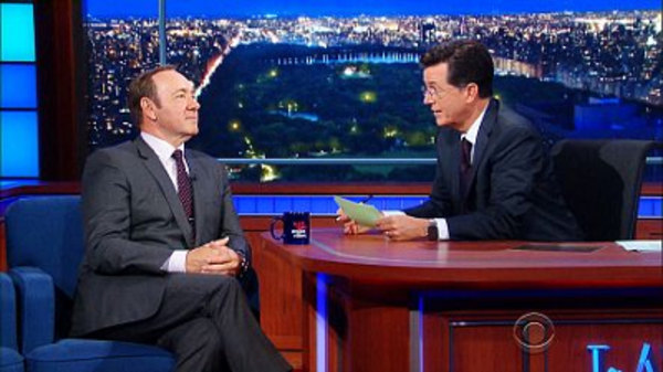 The Late Show with Stephen Colbert - S01E07 - Kevin Spacey, Carol Burnett, Abbi Jacobson,  Ilana Glazer, Willie Nelson