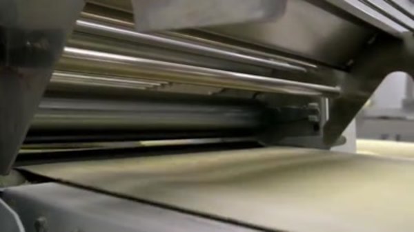 Food Factory USA - S01E05 - A Whole Lotta Dough