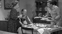 The Andy Griffith Show - Episode 9 - Aunt Bee's Brief Encounter