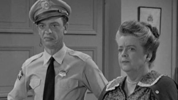 The Andy Griffith Show - S04E15 - Aunt Bee, the Crusader