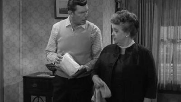 The Andy Griffith Show - S05E05 - Aunt Bee's Romance