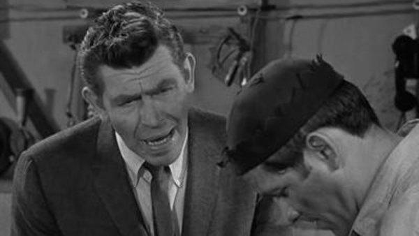 The Andy Griffith Show - S05E17 - Goober Takes a Car Apart