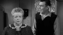 The Andy Griffith Show - Episode 27 - Aunt Bee's Invisible Beau