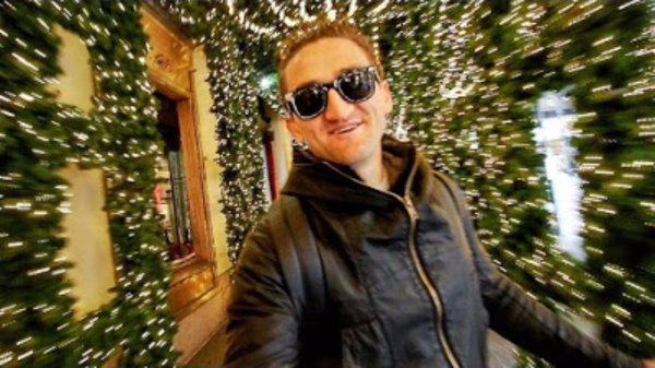 Casey Neistat Vlog - S2015E259 - Should I Go To College?