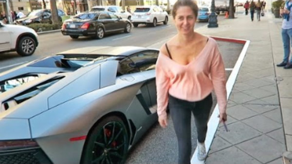 Casey Neistat Vlog - S2015E274 - She Picked The LAMBORGHINI