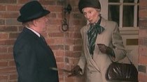 Keeping Up Appearances - Episode 2 - Driving Mrs. Fortescue