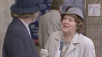 Keeping Up Appearances - Episode 8 - The Toy Store