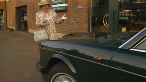 Keeping Up Appearances - S05E09 - New Car