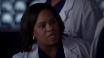 Grey's Anatomy - Episode 14 - You've Got to Hide Your Love Away