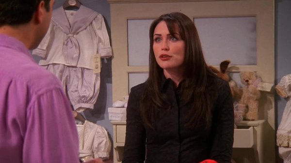 Friends S08E21 Screenshot.