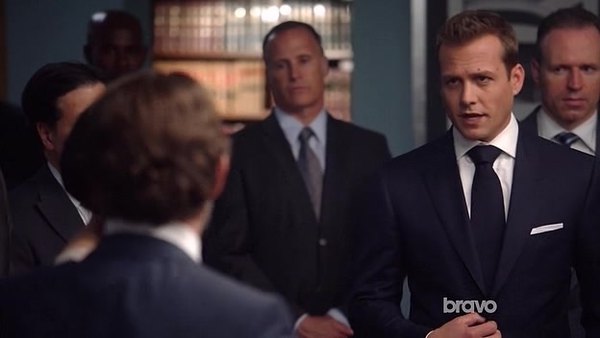 Suits Season 5 Episode 10 - Watch Suits S05e10 Online