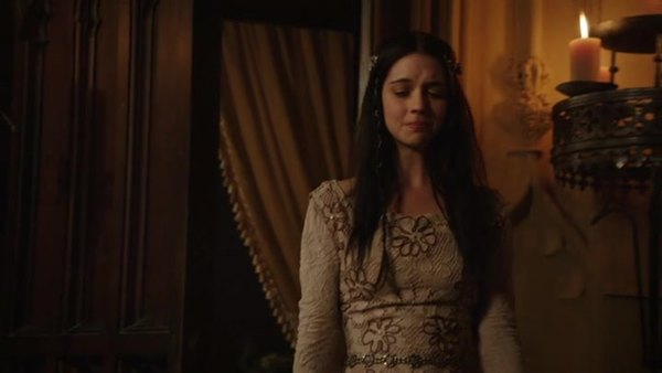 Reign Season 1 Episode 1 Recap