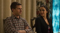 Brooklyn Nine-Nine - Episode 14 - Karen Peralta