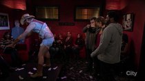 Undateable - Episode 13 - The Backstreet Boys Walk Into a Bar (2)