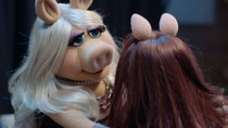 The Muppets - Episode 12 - A Tail of Two Piggies