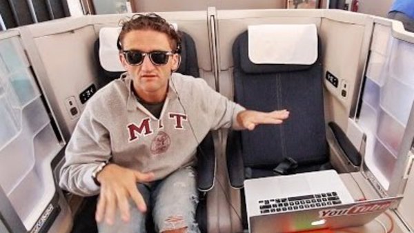 Casey Neistat Vlog - S2016E80 - this is the BEST AIRPLANE SEAT!!!