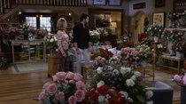 Fuller House - Episode 9 - War of the Roses
