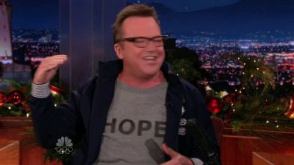 The Tonight Show with Conan O'Brien - S02E59 - Tom Arnold, Cheryl Hines, Adam Lambert