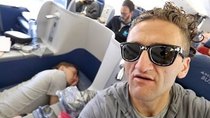 Casey Neistat Vlog - Episode 105 - THE PERFECT BUSINESS CLASS BED!