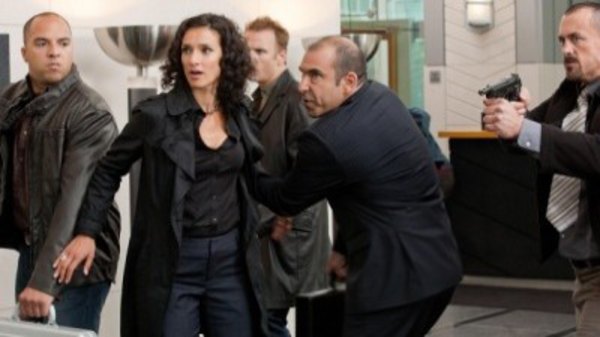 Human Target Season 2 Episode 1