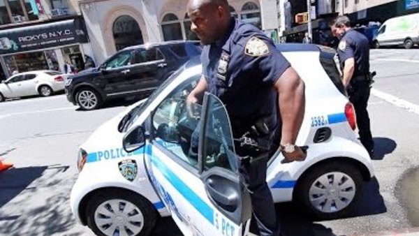 Casey Neistat Vlog - S2016E161 - WORLD'S GREATEST POLICE CAR