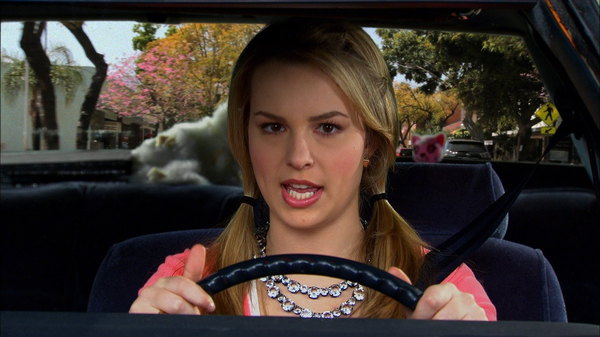 Good Luck Charlie - S01E26 - Driving Mrs. Dabney