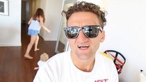 Casey Neistat Vlog - Episode 197 - We Had To Leave Our Apartment