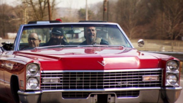 Fast N' Loud - S07E03 - Big Red Caddy (1)