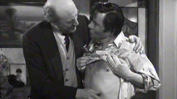 On the Buses - Ep. 4 - Bus Driver's Stomach