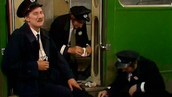 On the Buses - S03E01 - First Aid