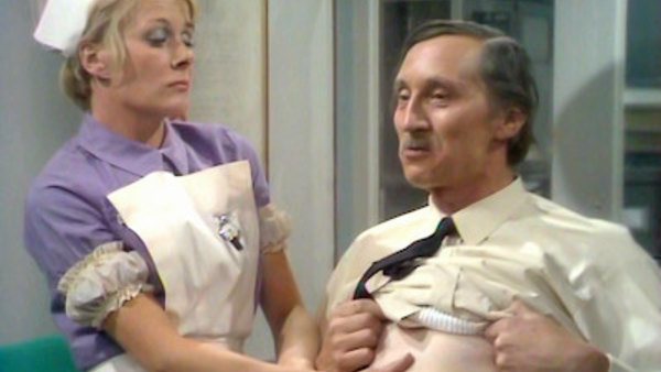 On the Buses - S05E08 - The New Nurse