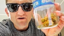 Casey Neistat Vlog - Episode 226 - INSIDE A LEGAL WEED STORE