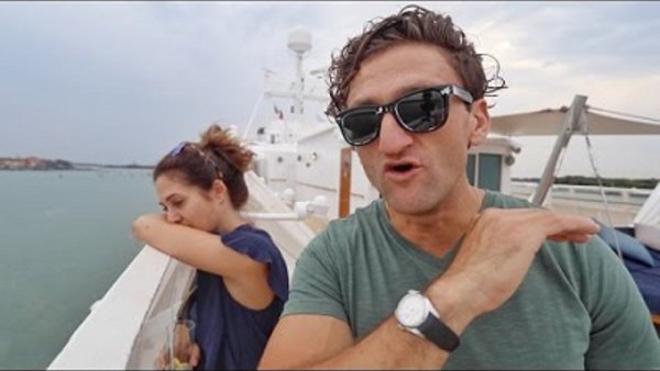 Casey Neistat Vlog - S2016E232 - my last daily vlog