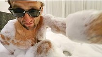 Casey Neistat Vlog - Episode 235 - BUBBLE BATH FOR TWO