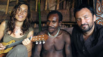 Encounter In An Unknown Land - Episode 11 - Zazie chez les Korowaï de Papouasie Occidentale