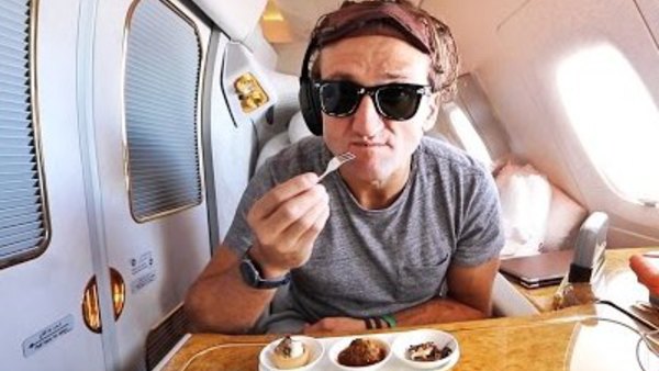 Casey Neistat Vlog - S2016E253 - THE $21,000 FIRST CLASS AIRPLANE SEAT