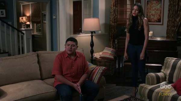 Modern Family Season 8 Episode 6