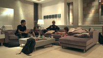 Terrace House: Boys & Girls in the City - Episode 8 - Late Night Poolside