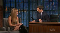 Late Night with Seth Meyers - Episode 40 - Julie Chen, Billie Lourd, Maureen Dowd