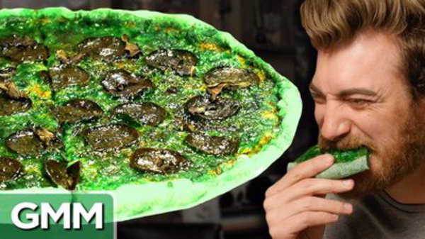 Good Mythical Morning - S11E45 - Green Pizza Taste Test