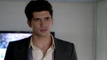 Famous in Love - Episode 9 - Fifty Shades of Red