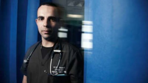 24 Hours in A&E - S02E05 - Vital Organs