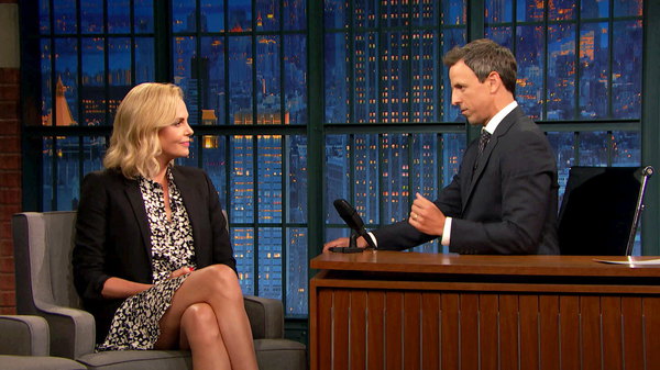 Late Night with Seth Meyers - S04E136 - Charlize Theron, Jane Lynch, Amine