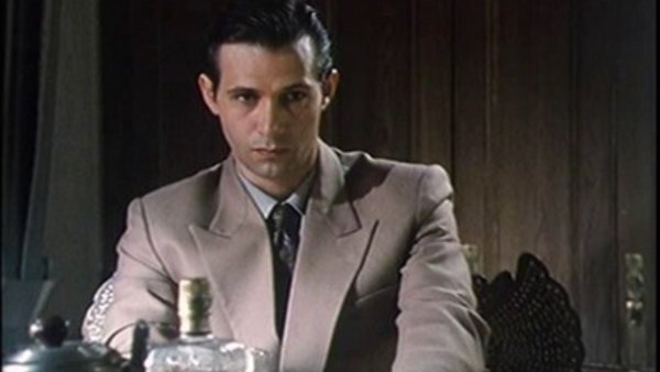 Story of O, the Series Season 1 Episode 3