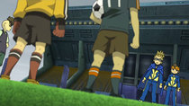 Inazuma Eleven - Episode 37 - Teikoku Strikes Back: First Half!!