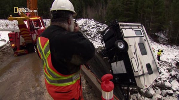 Highway Thru Hell - S04E01 - Casualties Of War