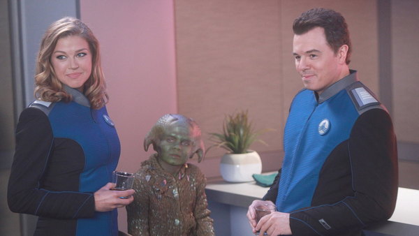 The Orville - S01E01 - Old Wounds